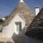 別荘 Trulli Di Malzo ロコロトンド