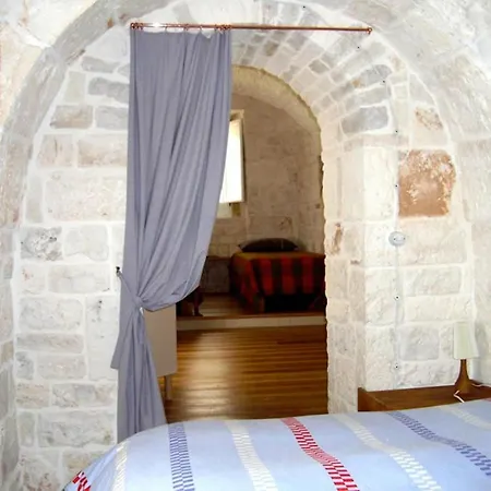 Trulli Di Malzo * Locorotondo