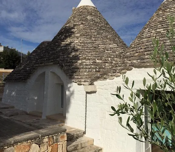 度假居 Trulli Di Malzo 洛科罗通多